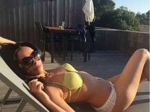 बहुत दिनों बाद बिकिनी अवतार में दिखीं मल्लिका शेहरावत