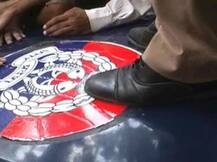यूपी पुलिस के सिपाही ने किया राष्ट्रीय चिन्ह अशोक स्तंभ का अपमान