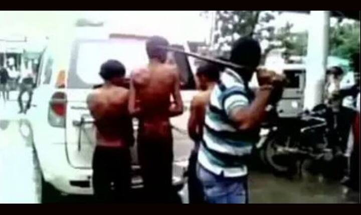 गिर सोमनाथ के पुलिस उपाधीक्षक के एम जोशी ने बताया कि हमने इस मामले में तीन लोगों को गिरफ्तार किया है और तीन लोग फरार है.