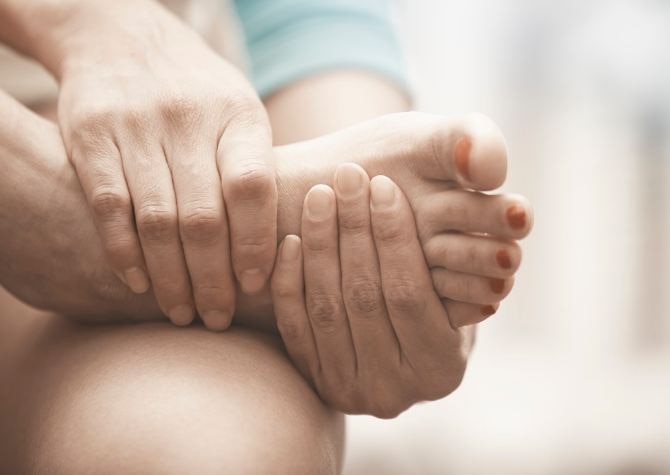 Tips for Diabetes Foot Care डायबिटीज के दौरान पैरों की नहीं की देखभाल तो..