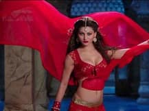 विवादों के बीच फंसी एडल्ट कॉमेडी फिल्म 'ग्रेट ग्रैंड मस्ती' आज हो रही है रिलीज