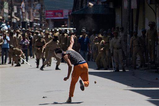 उन्होंने कहा कि विभिन्न अस्पतालों में 276 ऑपरेशन किए गए हैं. 