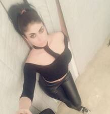 विराट अनुष्का को छोड़ दो मुझे अपना लो: कंदील बलोच!