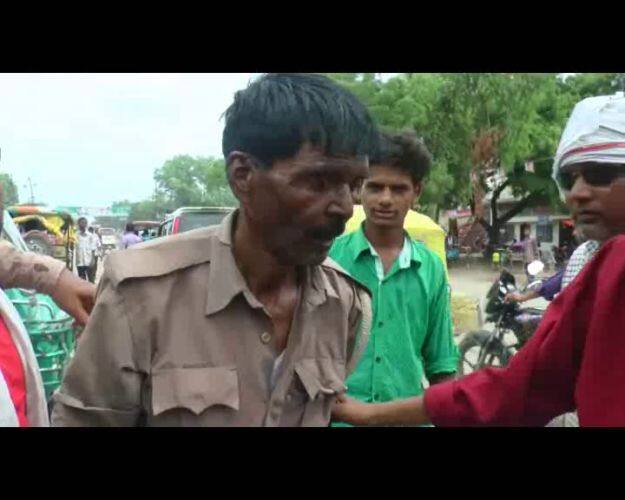 सबसे बड़ी बात तो यह थी कि सिपाही बकायदा वर्दी में था और अपना नाम राम बहादुर बता रहा था. सिपाही के अनुसार वह कन्नौज में तैनात था.