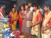 वाराणसी: गंगा आरती में शामिल हुए अमर सिंह, जया प्रदा और डिंपल कपाड़िया