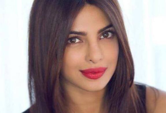 प्रियंका चोपड़ा का नाम भारत समेत पूरे विश्व में लोकप्रिय हो चुका है. बहुत ही कम लोग जानते हैं कि प्रिंयका बंधुआ मजदूरी से जूझ रहे बच्चों के हक के लिए लड़ती हैं. 