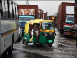 News ट्रैफिक जाम का झाम- परसों गुड़गांव, कल नोएडा और आज दिल्ली में हाल बेहाल