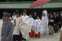 IN PICS: इन देशों में हैं शादी से जुड़ी अजीबो गरीब परंपराएं, जिन्हें जान सन्न रह जाएंगे आप!