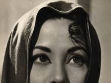 तनहाइयों ने बना दिया मीना कुमारी को 'ट्रेजडी क्वीन'