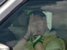 पीएम मोदी के क्षेत्र वाराणसी में सोनिया गांधी का रोड शो, उमड़ी भीड़