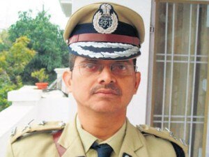 लंबी छुट्टी पर गए IPS ऑफिसर अमिताभ ठाकुर, चाहते हैं यूपी के बाहर तैनाती