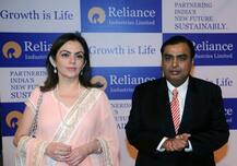 RELIANCE: सेरोगेसी के सहारे मां बनने वाली फीमेल एंप्लाइज को भी 12 हफ्ते की लीव