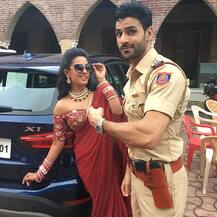 ये है मोहब्बतें की शगुन पर चढ़ा काला चश्मा फीवर