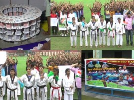 States इलाहाबाद: ताश के पत्तों से बना दिया ओलम्पिक स्टेडियम का मॉडल, गुडलक सॉन्ग के ज़रिये दी शुभकामनाएं