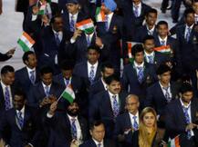 ओलंपिक में भारत पर सवाल उठाने वाले पाक पत्रकार को अमिताभ का करारा जवाब