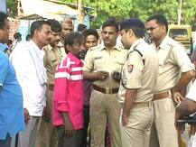 IN PICS: उत्तर प्रदेश पुलिस की वजह से गई पांच साल की मासूम की जान!