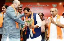 गुजरात: रुपाणी कैबिनेट में पाटीदार के 6 नेता समेत 20 विधायक ले सकते हैं मंत्री पद की शपथ