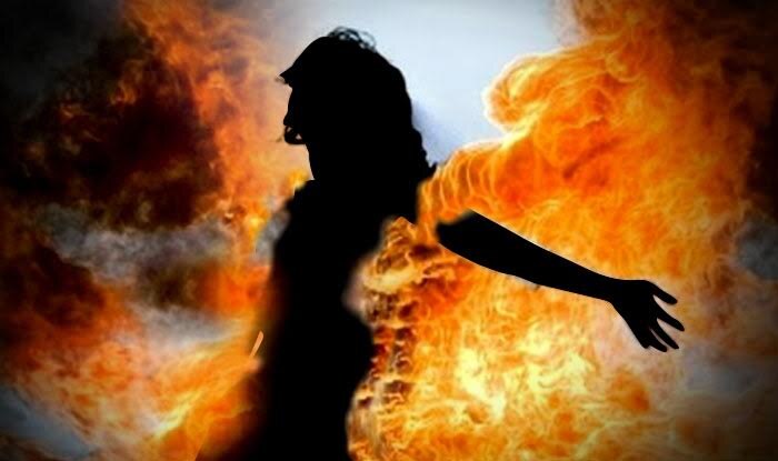  girl burnt alive by neighbours in a dispute at Kanpur हैंडपंप से पानी भरने को लेकर हुआ विवाद, लड़की को जिंदा जलाया