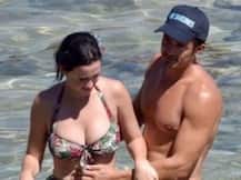 इस हीरो की बेहद निजी तस्वीरें हो गई हैं लीक... और फिर