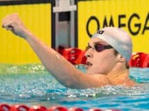 ओलम्पिक खिलाड़ी ने पिता को किए भद्दे इशारे