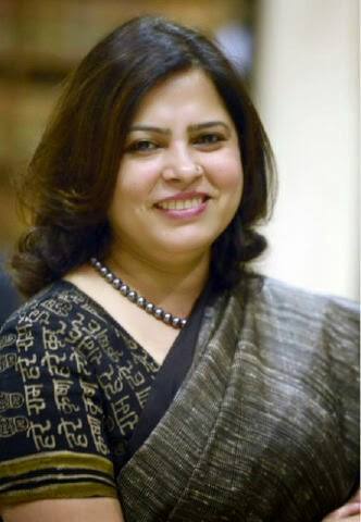 उन्होंने साथ ही विपक्ष पर भी निशाना साधा और कहा कि विपक्ष ने दलितों पर अत्याचार और गौहत्या को लेकर भ्रम की स्थिति पैदा की थी, जो प्रधानमंत्री के स्पष्टीकरण के बाद साफ हो गई है.