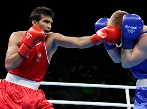 CWG 2018: मुक्केबाजी में मनोज, नमन की अगुवाई में भारत के चार मेडल पक्के CWG 2018: मुक्केबाजी में मनोज, नमन की अगुवाई में भारत के चार मेडल पक्के