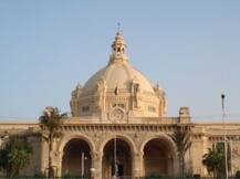 यूपी: शोक संवेदना व्यक्त करने के बाद विधानसभा की कार्यवाही स्थगित, विधान परिषद में हंगामा