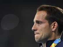 दर्शकों की हूटिंग पर पोडियम पर रो पड़े लाविलेनी