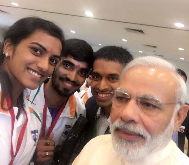 PM मोदी की वह सेल्फी जो रियो जाने से पहले ली गई थी.