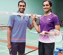 IN PICS: मंदिर से लेकर मस्जिदों तक में उठ रहे हैं सिंधु की दुआ के लिए हाथ!