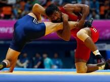 योगेश्वर के हारते ही गुस्से में आए लोग !