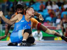 मंगोलियाई पहलवान को मिली हार, योगेश्वर के ब्रॉन्ज जीतने की उम्मीद भी खत्म