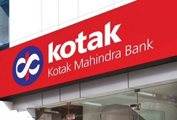 Kotak Mahindra Bank increased interest rate on FD and savings accounts, know new rates here Kotak Mahindra Bank Rates: कोटक महिंद्रा बैंक ने बढ़ाई FD और Savings Account पर ब्याज दर, जानें अब कितना मिलेगा इंटरेस्ट