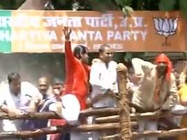 States यूपी: कानून-व्यवस्था को लेकर BJP के प्रदर्शन से थमी राजधानी की रफ्तार