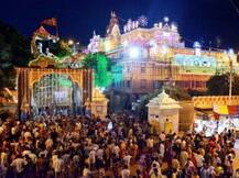 मथुरा में जन्माष्टमी पर दर्शन करने पहुंचे श्रद्घालु की करंट लगने से मौत