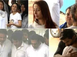 Famous Comedian Krushna Abhisheks Dad Funeral IN PICS: कृष्णा अभिषेक के पिता के अंतिम संस्कार में शामिल हुए नामी कलाकार!