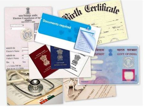 रेजिडेंस प्रूफ के तौर पर आप वोटर आईडी कार्ड, रार्शन कार्ड, पासपोर्ट, बिजली बिल, पानी बिल, बैंक की पासबुक जिस पर पता लिखा हो, MTNL,BSNL का फोन बिल, का इस्तेमाल कर सकते हैं.
