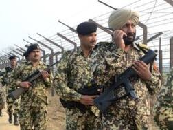 नशे में धुत होकर सीमा पर पहुंच गया कश्मीरी युवक, सुरक्षा बलों के होश उड़े