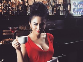 प्रिया मलिक का सेंसर बोर्ड पर हमला, बिना ब्रा की तस्वीर पोस्ट कर दिया करारा जवाब!