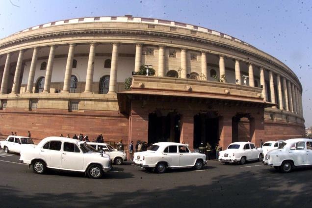 Winter Session Of Parliament, Houses To Reopen After 4-Day Break शीतकालीन सत्र: मनमोहन और 2G मामले पर आज भी संसद में हंगामे के आसार