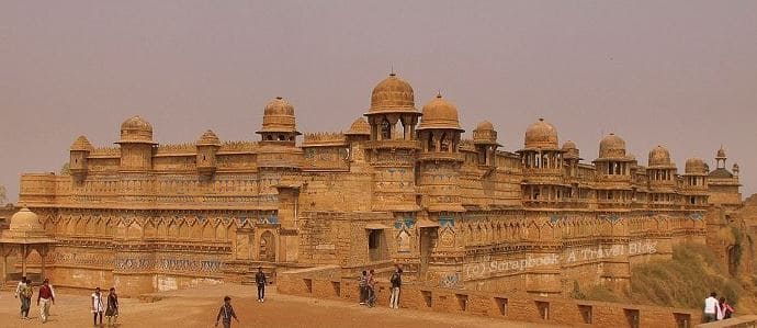 ग्वालियर भारतीय संस्कृति और धरोहर का अभिन्न अंग रहा है. लेकिन राष्ट्रीय अपराध रिकॉर्ड ब्यूरो के आंकड़ों के अनुसार 2015 में महिला अपराध को लेकर ग्वालियर तीसरे पायदान पर रहा है.