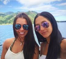 दुनिया घूमने निकली हसीनाएं ड्रग्स तस्करी में गिरफ्तार!