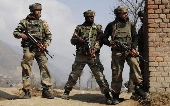 2017 में भारतीय सेना ने ऐसे तोड़ी पाकिस्तान की कमर, जान कर कहेंगे जय हिंद ABP News Exclusive- indian army break pakistan backbone 2017 में भारतीय सेना ने ऐसे तोड़ी पाकिस्तान की कमर, जान कर कहेंगे जय हिंद