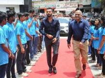 के एल राहुल का नया अवतार, नजर आए नए हेयरस्टाइल में