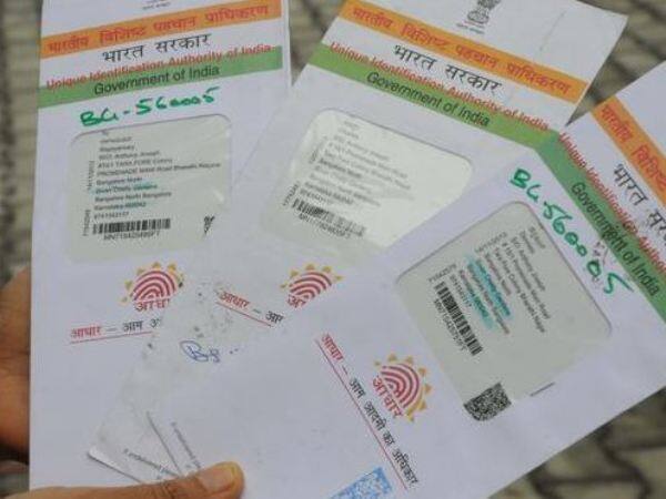 सबसे अंत में आपको आधार कार्ड अपडेट करने के लिए एजेंसी सिलेक्ट करनी होगी (BPO service provider) इस ऑप्शन को सिलेक्ट करने के बाद आपके मोबाइल नंबर पर एक कन्फर्मेशन मेसेज आ जाएगा जिसके बाद कुछ ही हफ्तों में आपका आधार कार्ड अप्डेट हो जाएगा.