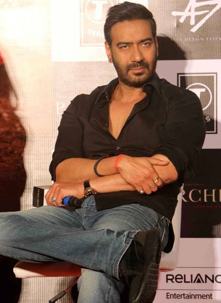 करण जौहर की फिल्म 'ऐ दिल है मुश्किल' से 'शिवाय' की टक्कर पर यहां अजय देवगन कुछ नहीं बोले. 