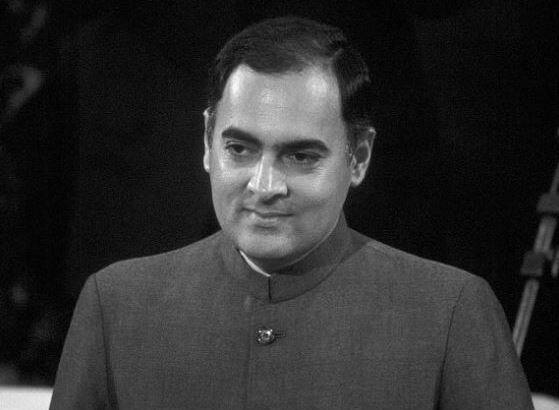 राजीव गांधी हत्याकांड: जांच की याचिका पर सुप्रीम कोर्ट का केंद्र को नोटिस