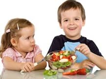बच्चों को बनाना है होशियार तो दें ये फूड!