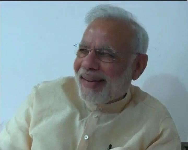 मोदी शनिवार शाम को सूरत के दौरे के बाद नई दिल्ली के लिए रवाना होंगे.
