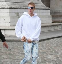 ...तो होटल में अपने कपड़े खुद धोते हैं जस्टिन बीबर!